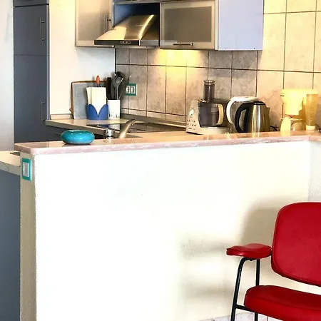 Coastal Charm In Kastel Kambelovac With Terrace & Sea Views