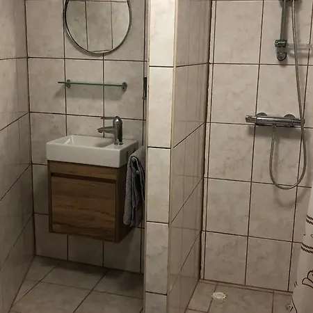 Coastal Charm In Kastel Kambelovac With Terrace & Sea Views *